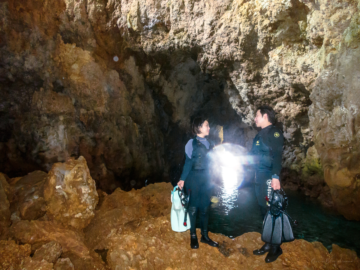 입수 전 해변 스냅